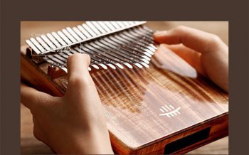 17 liežuvėlių perkusinė kalimba